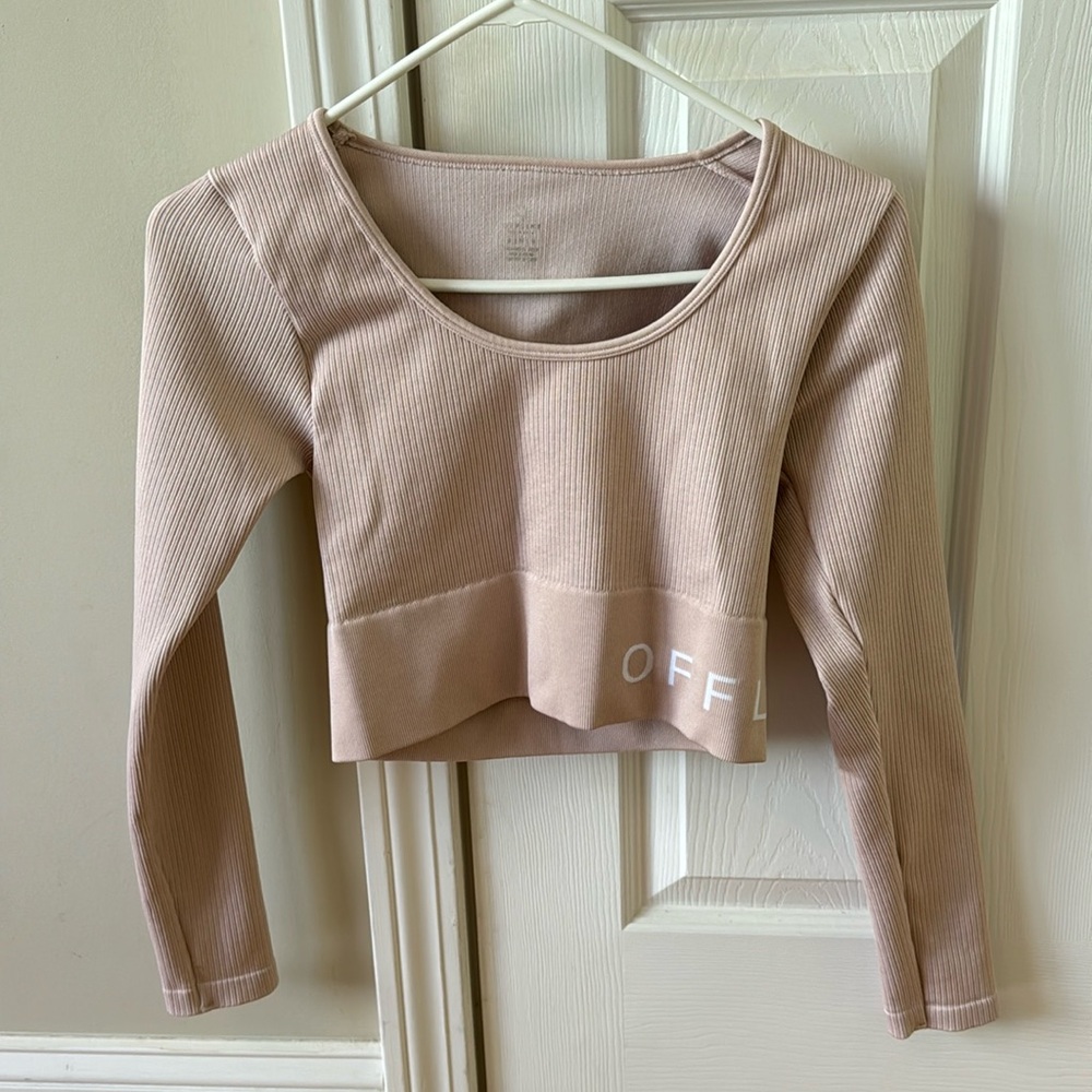Aerie light pink running top